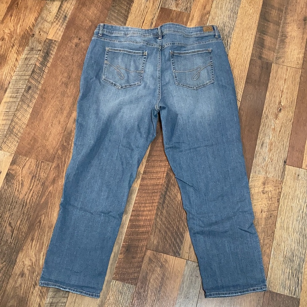 Jordache jeans Women’s 18 Plus size blue denim jean new without tag straight leg - Picture 4 of 5